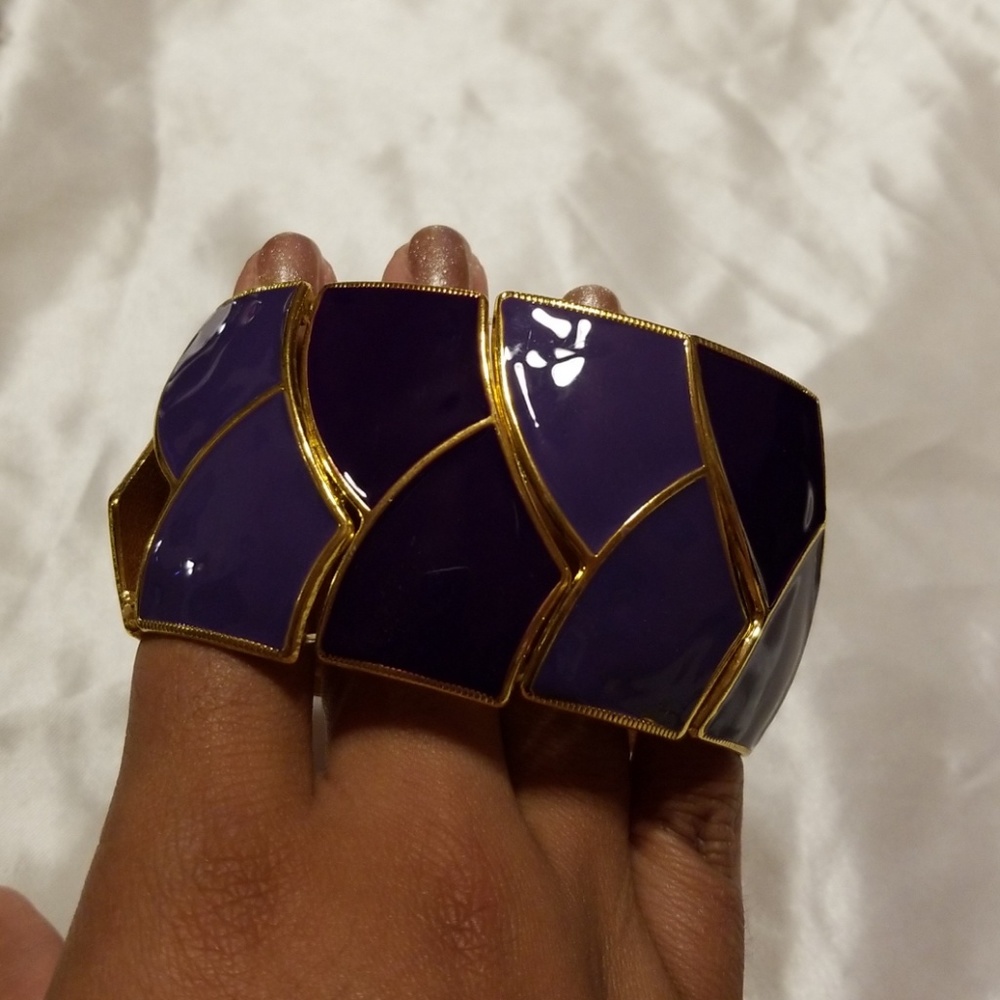 Purple cuff